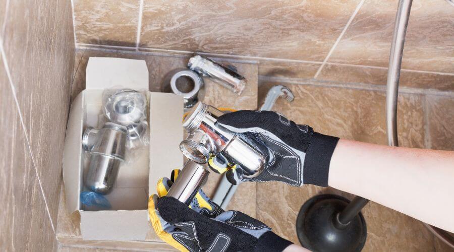 Expert flood damage restoration services in Waelder, TX